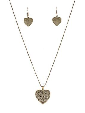 paparazzi heart shaped necklace and earrings